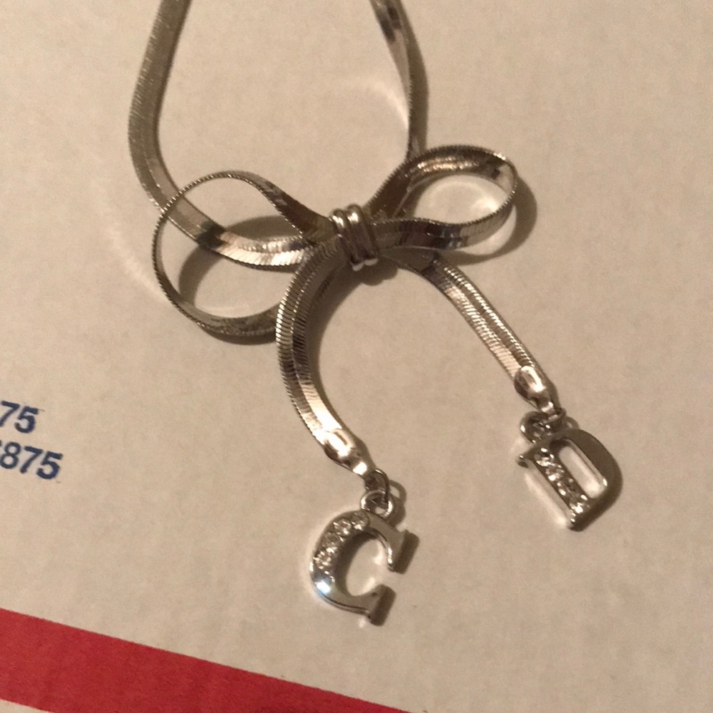 Silver chain necklace